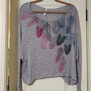 Feather print top